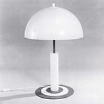 Grijs/witte afbeelding van een Temdo 5683 tafellamp met mooie witte bolkap.