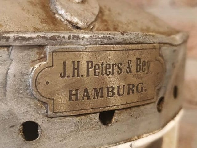 J.H. Peters & Bey Hamburg logo